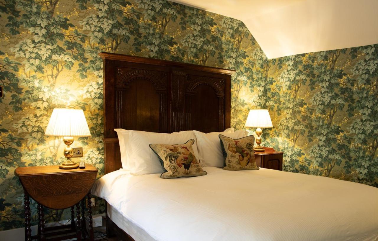 Ockenden Manor Hotel&Spa Cuckfield Exterior foto