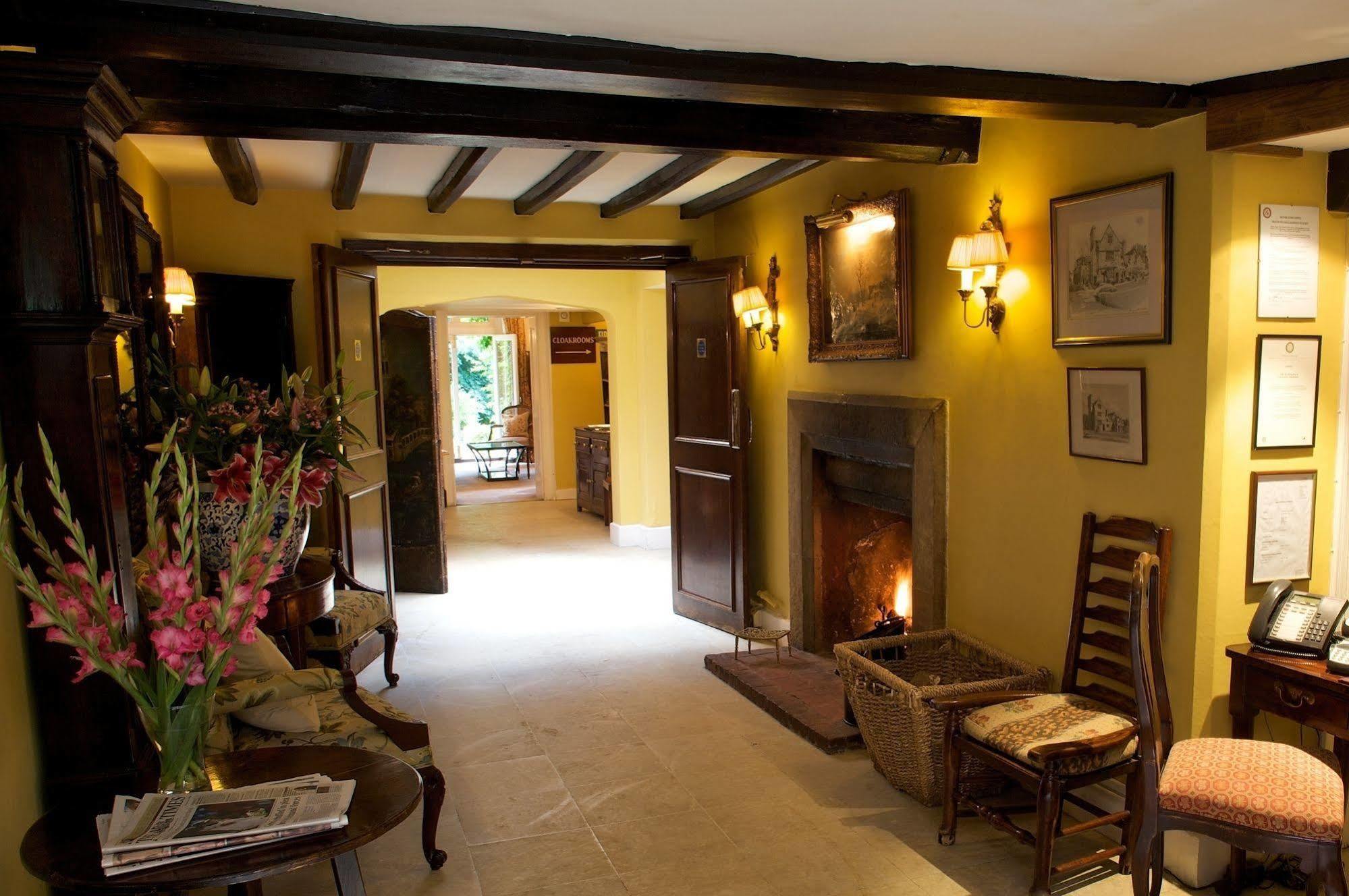 Ockenden Manor Hotel&Spa Cuckfield Exterior foto