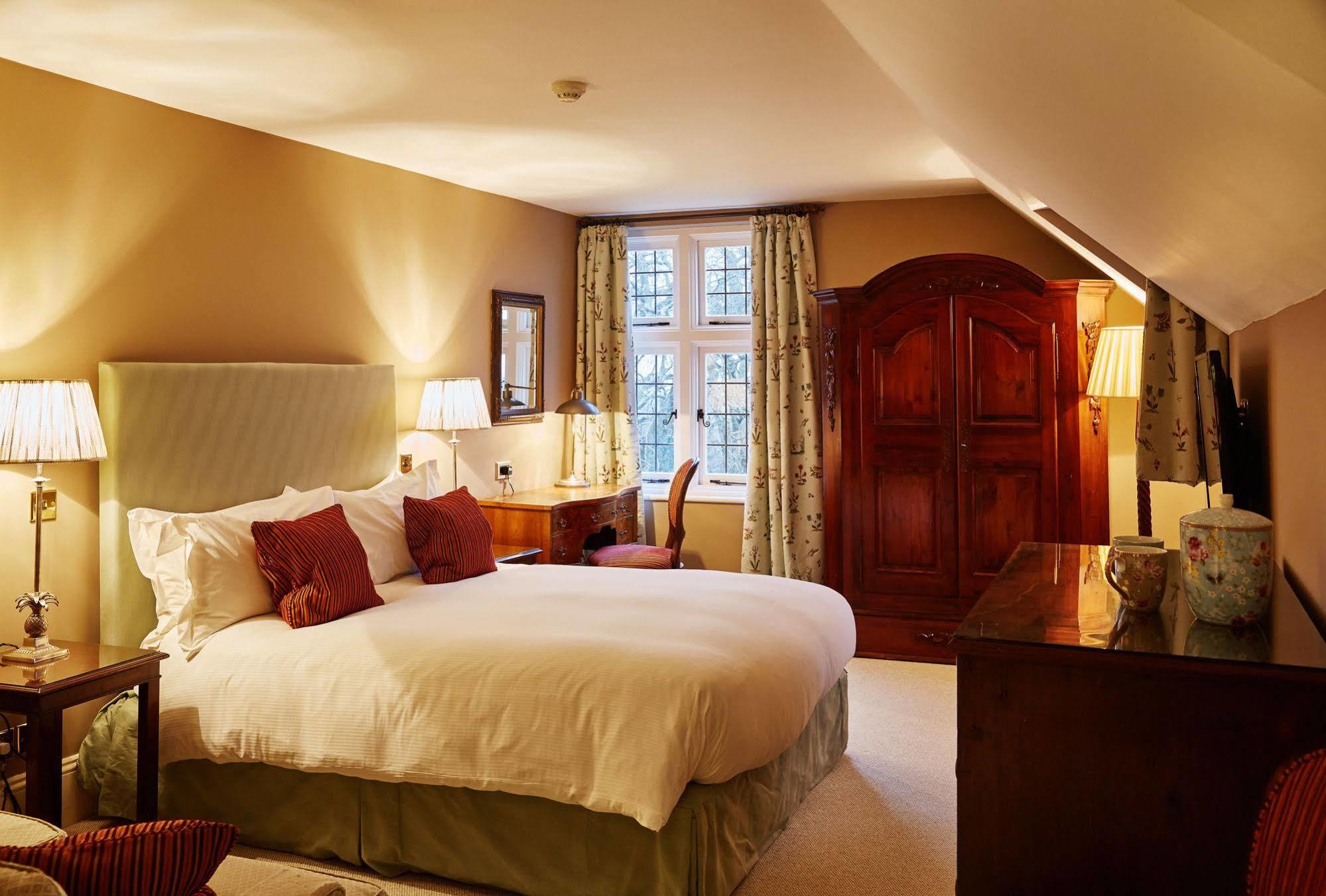 Ockenden Manor Hotel&Spa Cuckfield Exterior foto