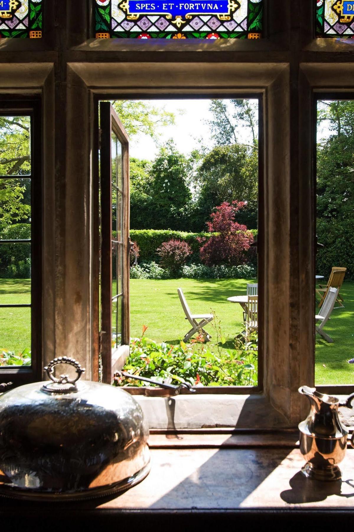 Ockenden Manor Hotel&Spa Cuckfield Exterior foto