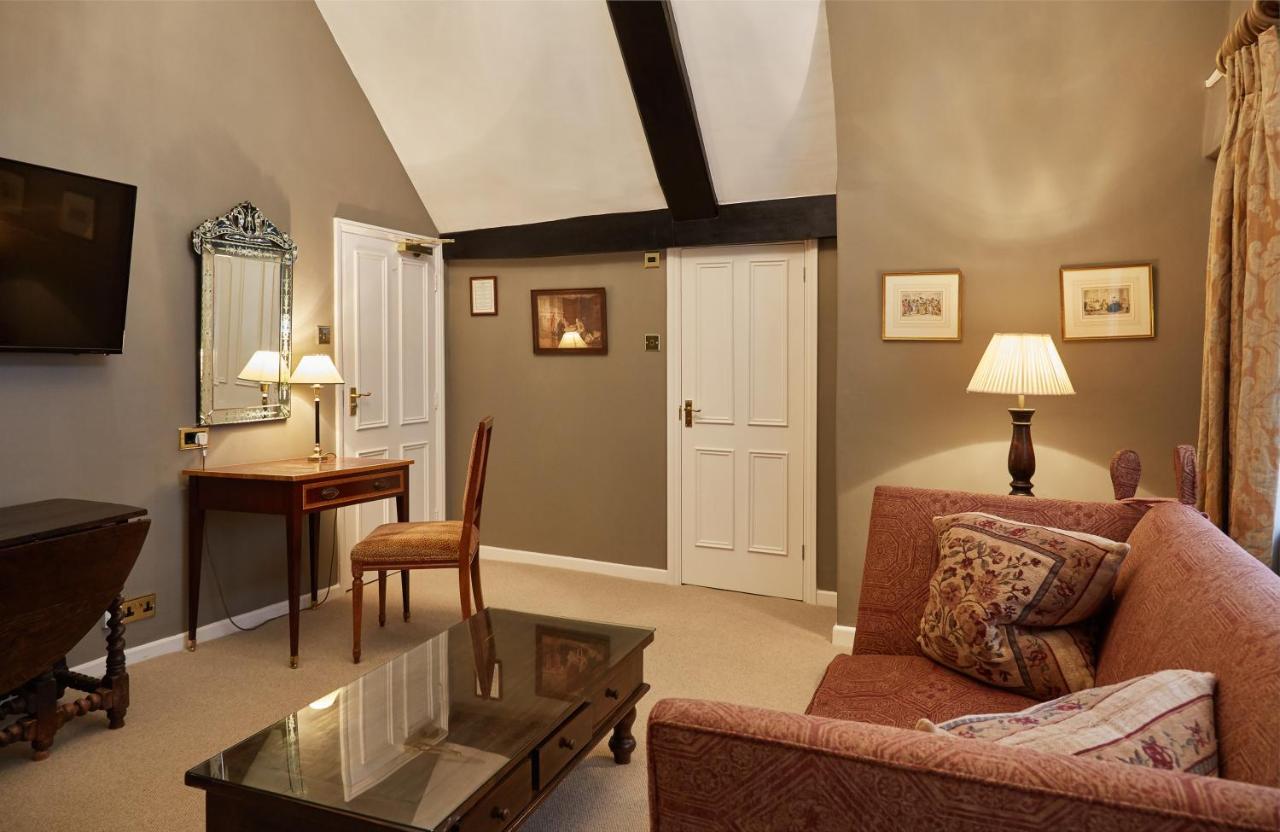 Ockenden Manor Hotel&Spa Cuckfield Exterior foto